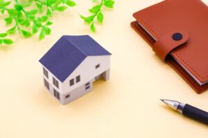 認知症親不動産売却（成年後見・家族信託）親が認知症の家を売るには？成年後見・家族信託の手順と費用相場